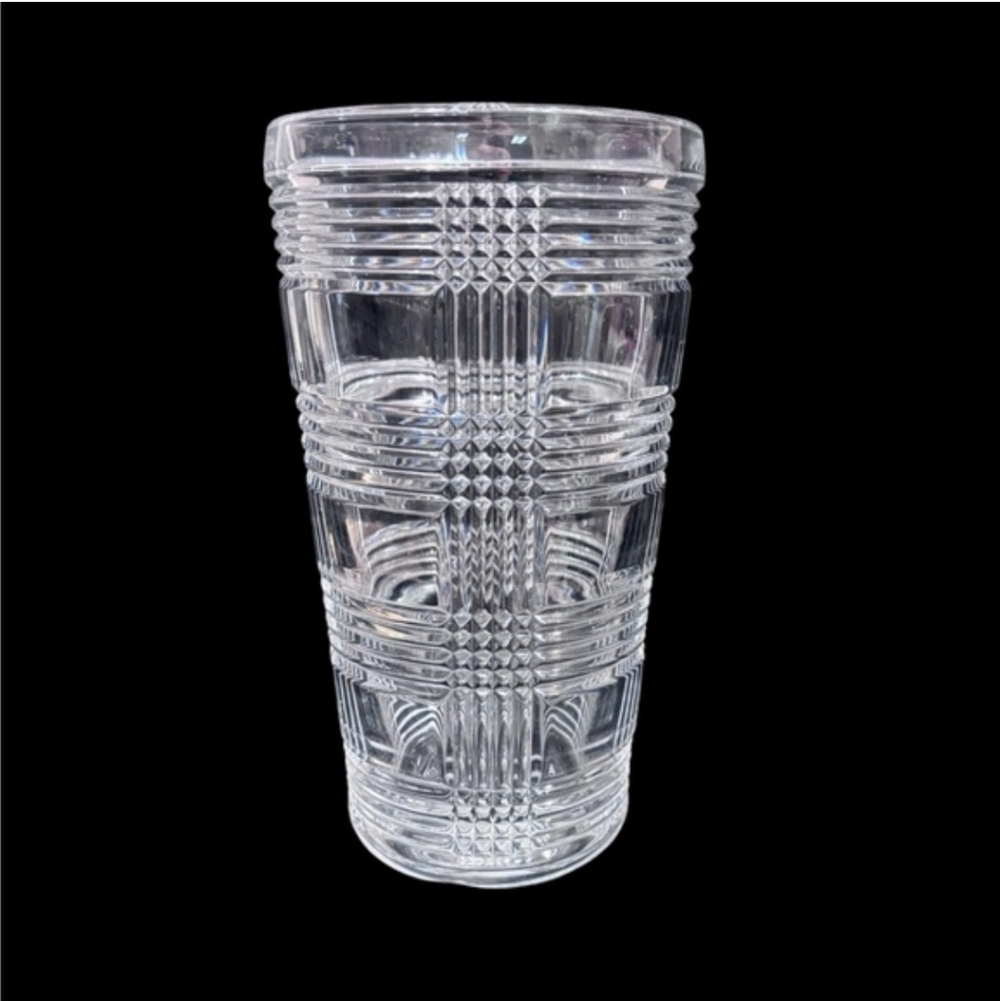 RALPH LAUREN CRYSTAL 10” Glen Plaid Cut Crystal Vase